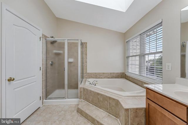 43619 PICKETTS CORNER TER, Ashburn, VA 20148