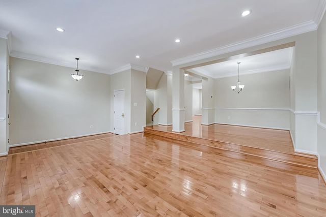 43619 PICKETTS CORNER TER, Ashburn, VA 20148