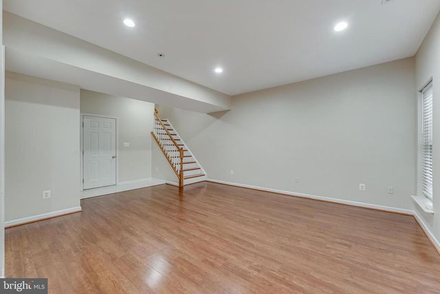 43619 PICKETTS CORNER TER, Ashburn, VA 20148