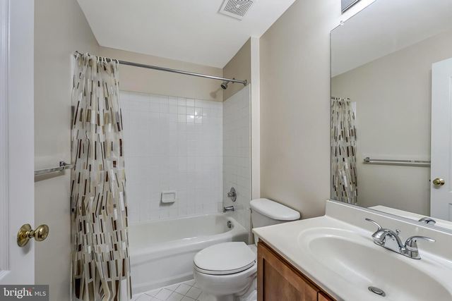 43619 PICKETTS CORNER TER, Ashburn, VA 20148
