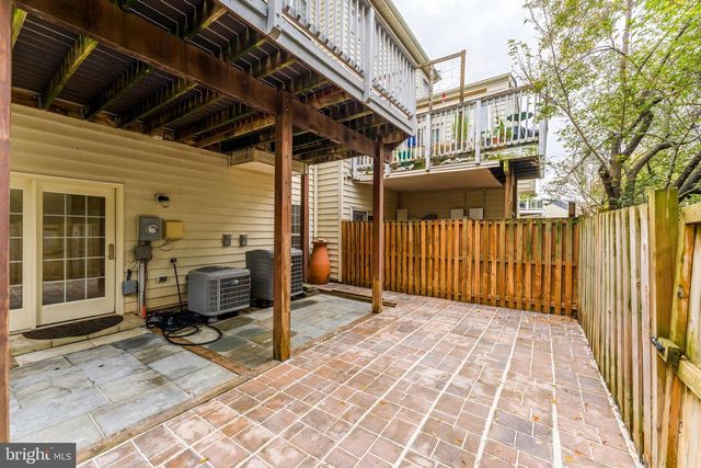 43619 PICKETTS CORNER TER, Ashburn, VA 20148