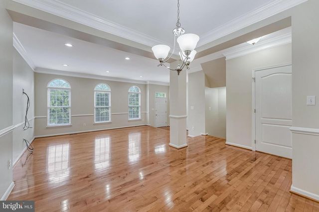 43619 PICKETTS CORNER TER, Ashburn, VA 20148