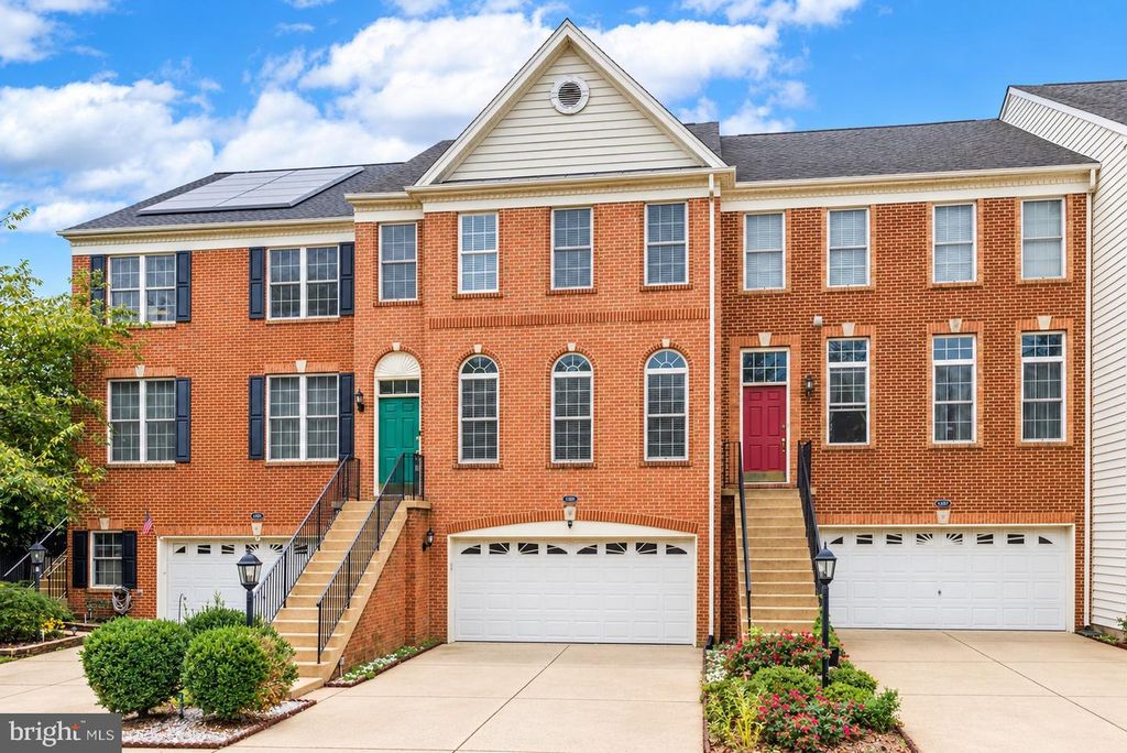 43619 PICKETTS CORNER TER, Ashburn, VA 20148