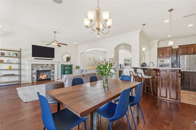 1605 SW Rosedale Avenue, Bentonville, AR 72713