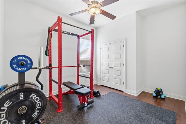 1605 SW Rosedale Avenue, Bentonville, AR 72713