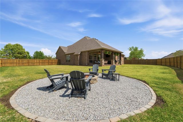 1605 SW Rosedale Avenue, Bentonville, AR 72713