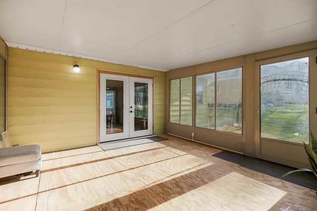 4616 Berry Road, Kansas City, KS 66106