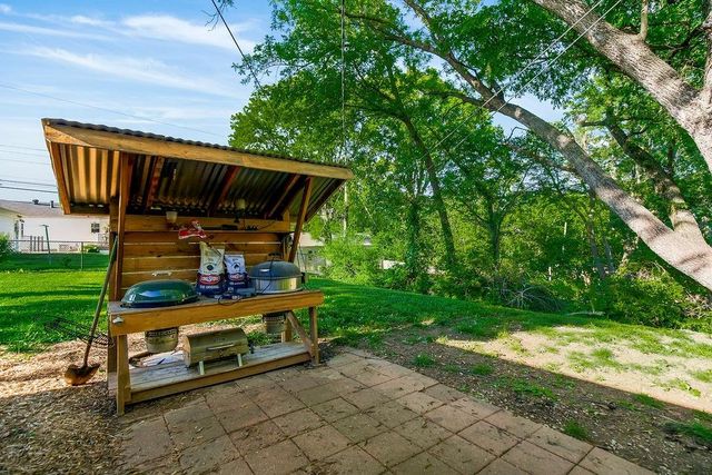 4616 Berry Road, Kansas City, KS 66106
