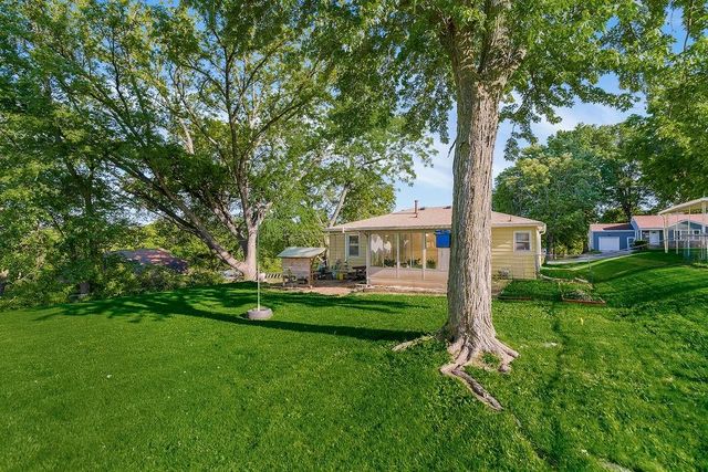 4616 Berry Road, Kansas City, KS 66106