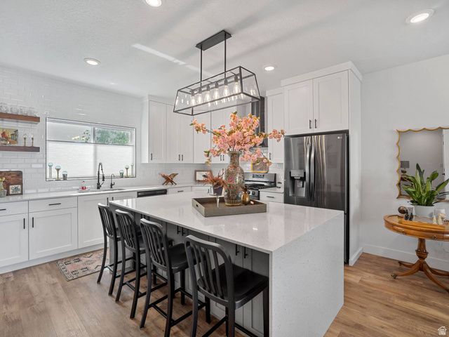 45 E VANTAGE DR, North Salt Lake, UT 84054