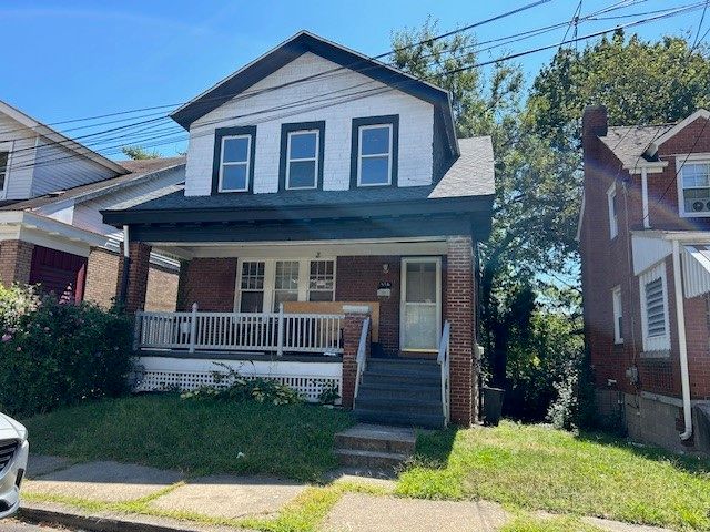 326 Rochelle St, Knoxville, PA 15210