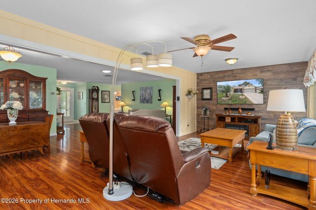 2686 Royal Ridge Drive, Spring Hill, FL 34606