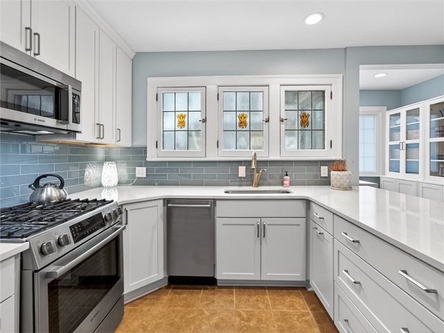 1 San Gabriel Drive, Rochester, NY 14610