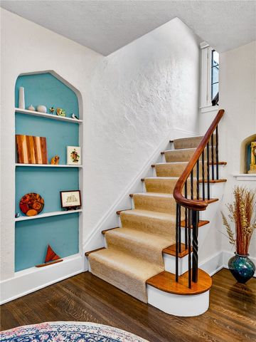 1 San Gabriel Drive, Rochester, NY 14610