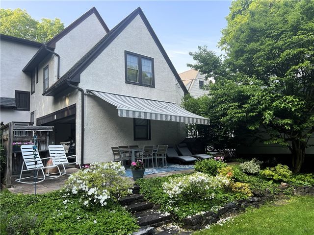 1 San Gabriel Drive, Rochester, NY 14610