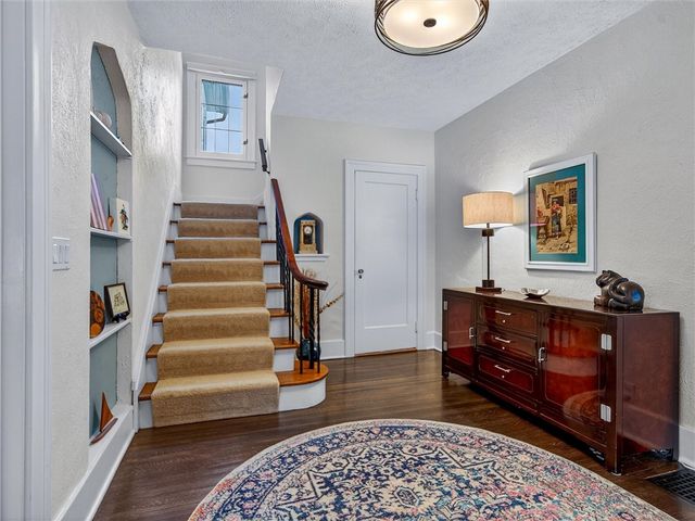 1 San Gabriel Drive, Rochester, NY 14610