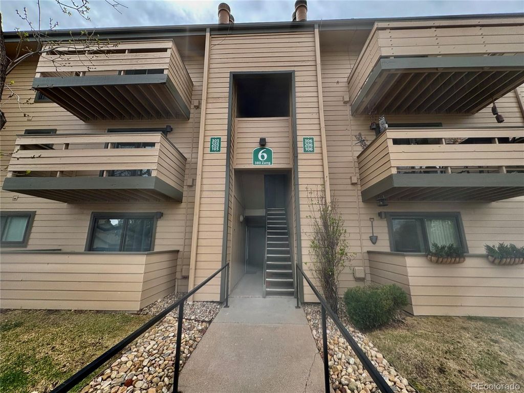 380 Zang Street 205, Lakewood, CO 80228