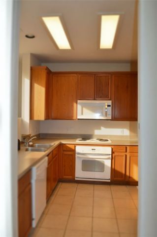 508 Legends Drive, Lewisville, TX 75057