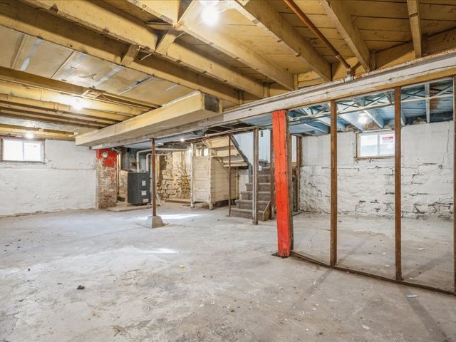 1559 Bever Avenue SE, Cedar Rapids, IA 52403