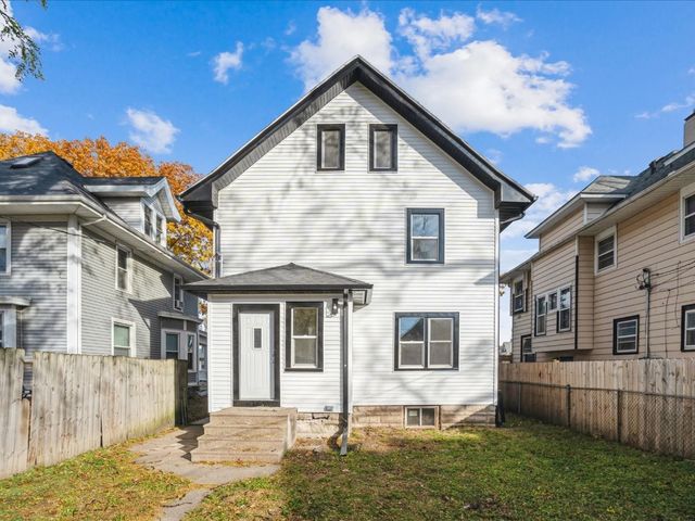 1559 Bever Avenue SE, Cedar Rapids, IA 52403