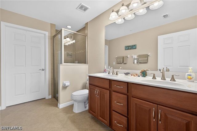 8541 Oakshade CIR 2, Fort Myers, FL 33919