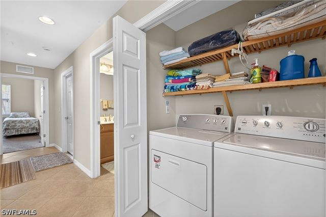 8541 Oakshade CIR 2, Fort Myers, FL 33919