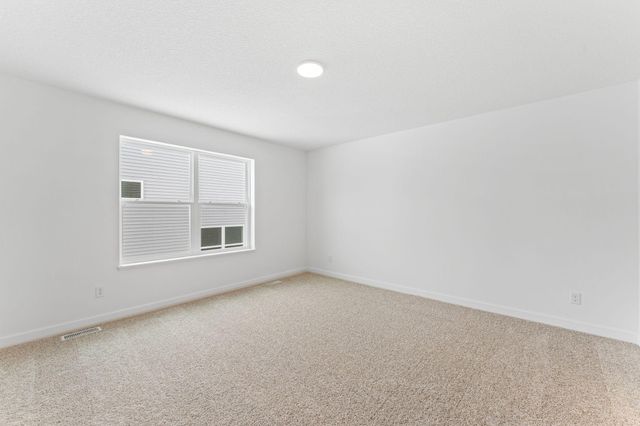 8460 Farmstead Circle NE, Monticello, MN 55362