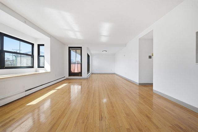 60-R Gibson St B1, Boston, MA 02122