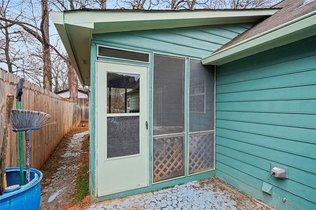 2382 Clare SW Court, Marietta, GA 30008