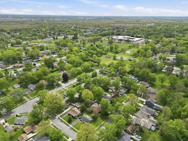 323 S Pettibone Street, Crown Point, IN 46307