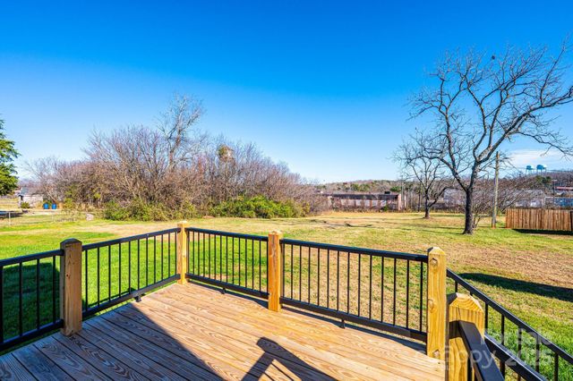 200 N Center Street, Hildebran, NC 28637