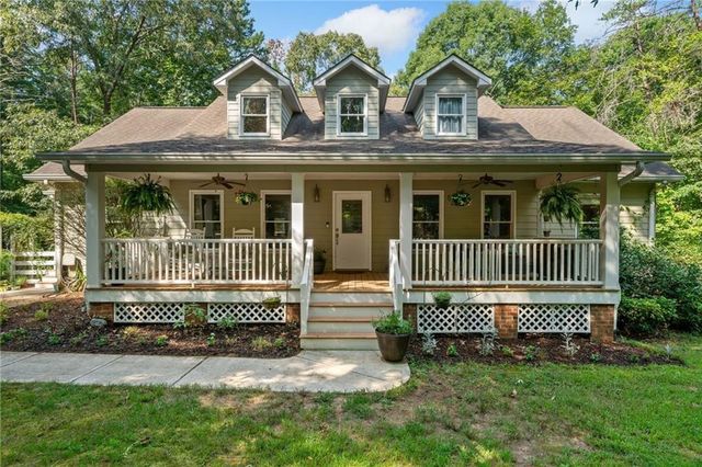 194 Deerfield Drive, Dahlonega, GA 30533