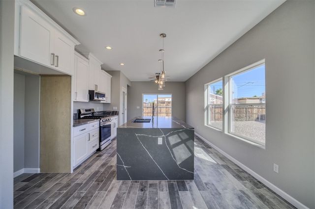 677 Cherry Blossom Lane, Bullhead City, AZ 86442