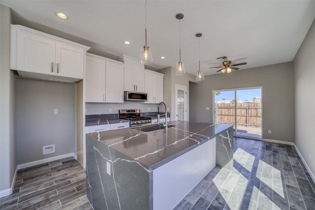 677 Cherry Blossom Lane, Bullhead City, AZ 86442