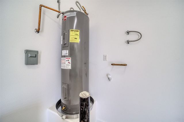 677 Cherry Blossom Lane, Bullhead City, AZ 86442