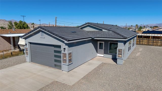 677 Cherry Blossom Lane, Bullhead City, AZ 86442