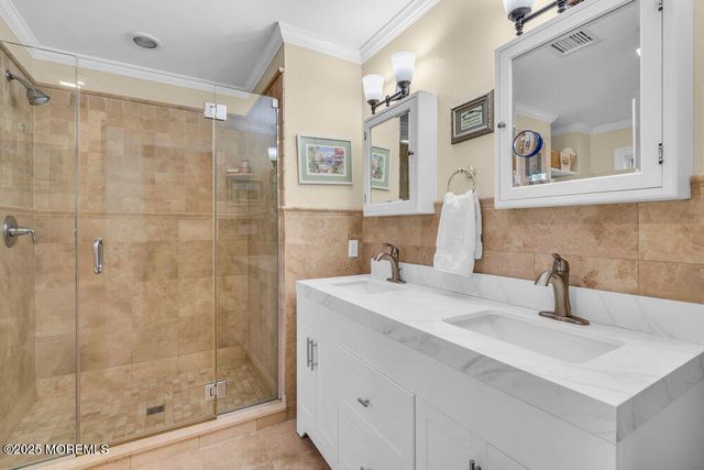 17 Bingham Avenue, Rumson, NJ 07760