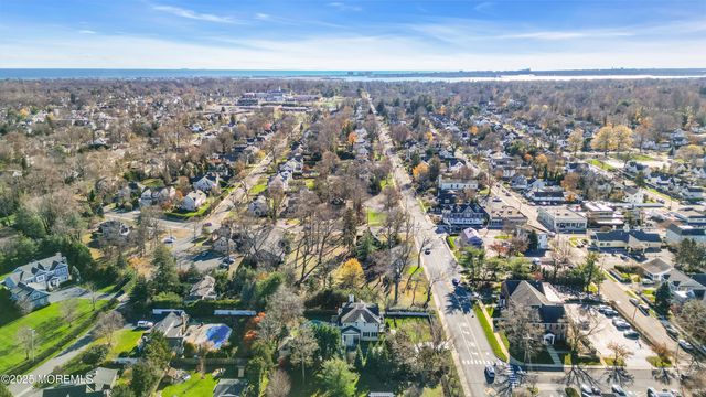 17 Bingham Avenue, Rumson, NJ 07760