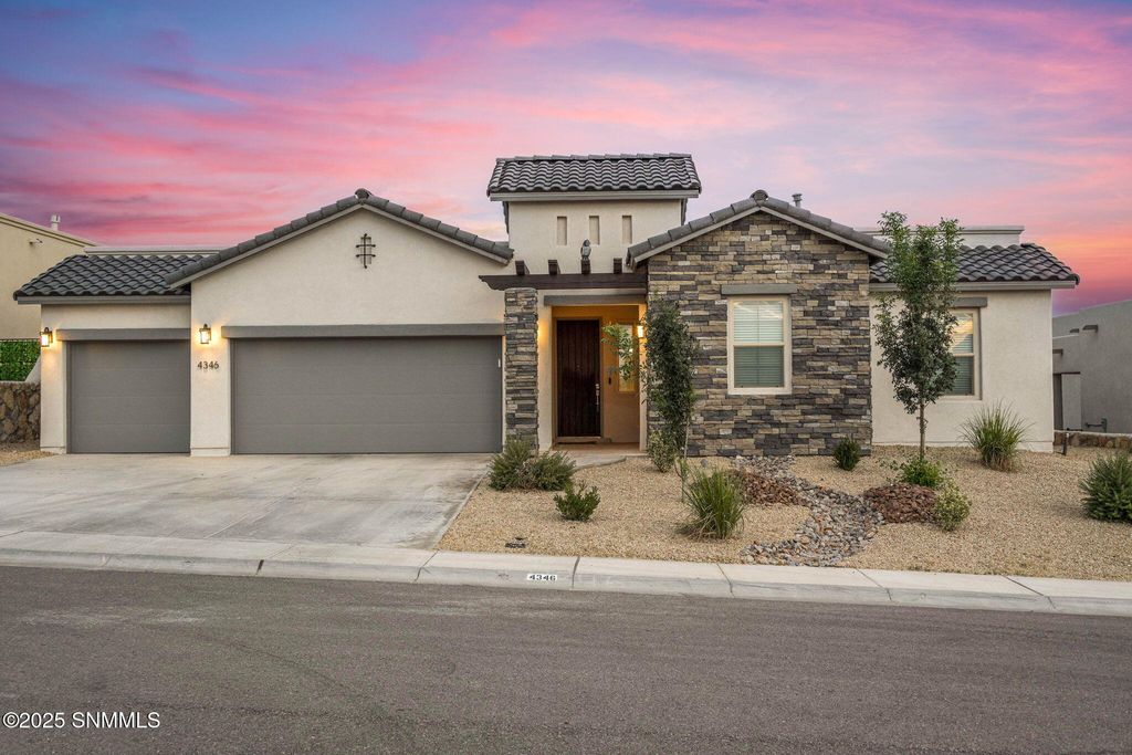 4346 Sage Springs Drive, Las Cruces, NM 88011