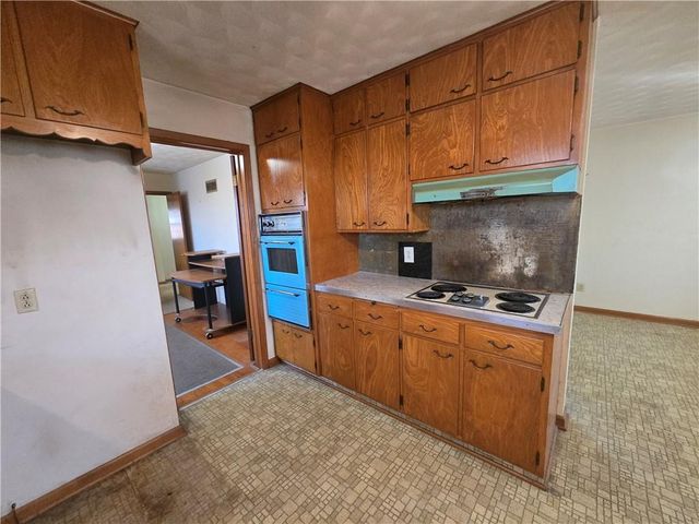 2806 N River Boulevard, Independence, MO 64050