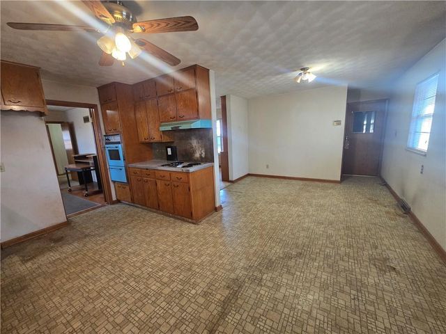 2806 N River Boulevard, Independence, MO 64050