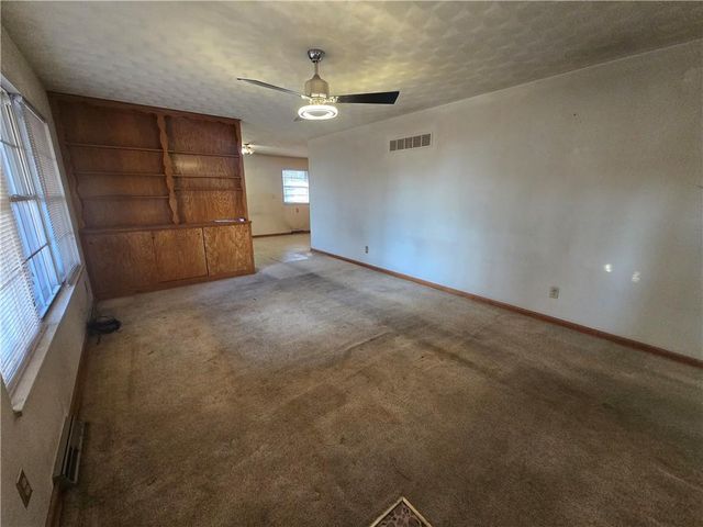 2806 N River Boulevard, Independence, MO 64050