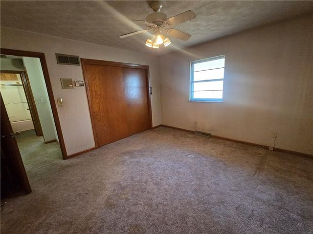 2806 N River Boulevard, Independence, MO 64050