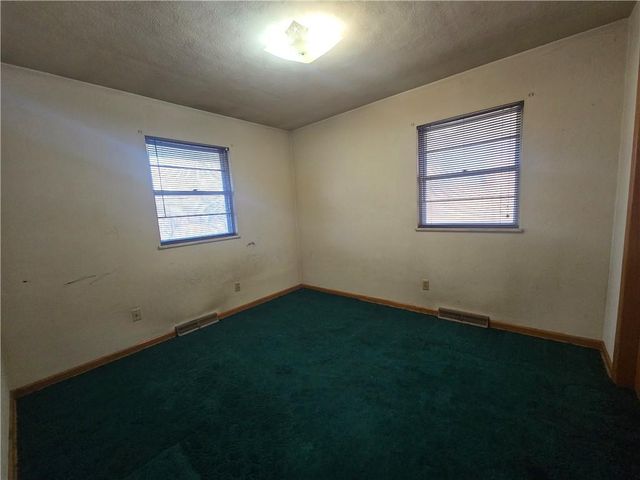 2806 N River Boulevard, Independence, MO 64050