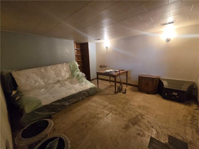 2806 N River Boulevard, Independence, MO 64050