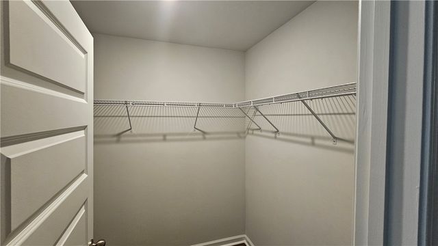 511 Autums Wood Circle, Brunswick, GA 31525