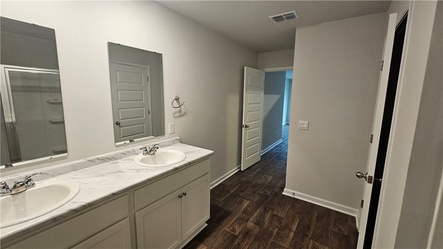 511 Autums Wood Circle, Brunswick, GA 31525