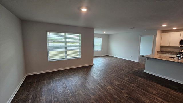 511 Autums Wood Circle, Brunswick, GA 31525