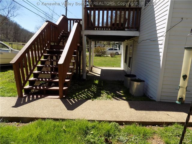 1823 Witcher Road, Belle, WV 25015