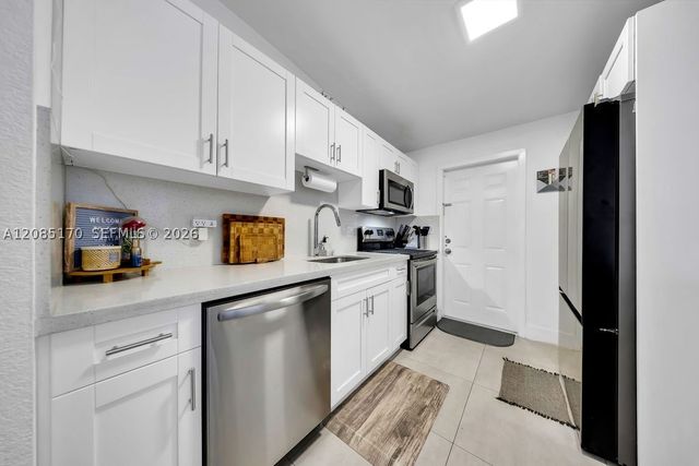 2020 Rutland St, Opa Locka, FL 33054